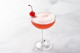 Pink Lady: 5 Easy Homemade Cocktail Recipes Women Will Love